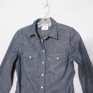 Levi's Denim Shirt Womens XS Blue Western Tailored Pearl Snap Capsule Dark Wash